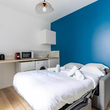 Homesuitehome Montmartre/moulinrouge Studio Apartment